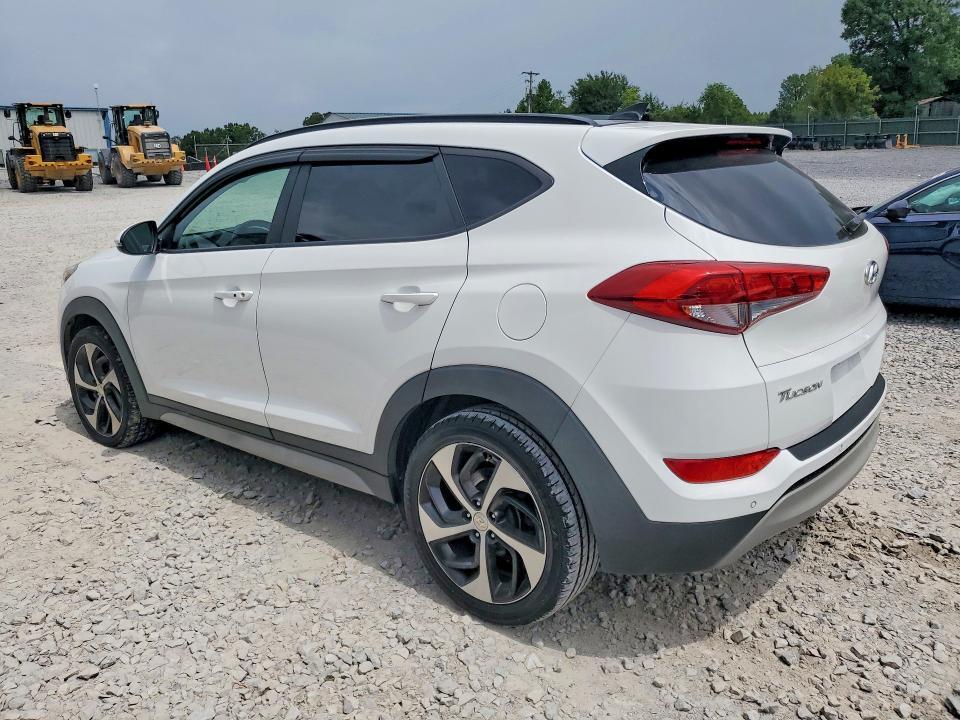 2018 HYUNDAI TUCSON VALUE — Фото 2 из 13