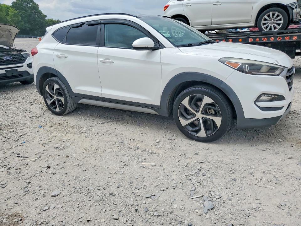 2018 HYUNDAI TUCSON VALUE — Фото 4 из 13