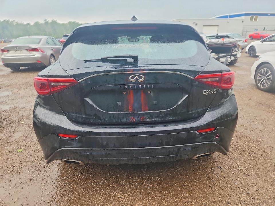 SJKCH5CPXJA050859 2018 INFINITI QX30 photo no. 6