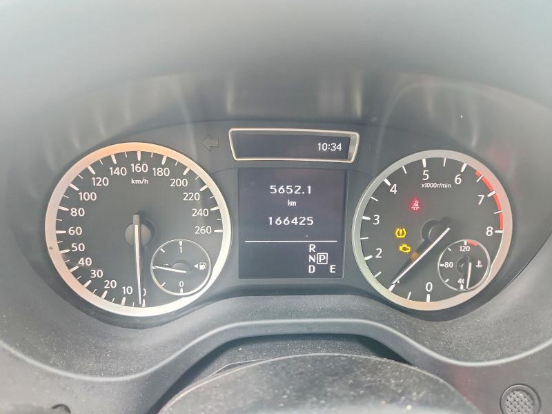 SJKCH5CPXJA050859 2018 INFINITI QX30 photo no. 9