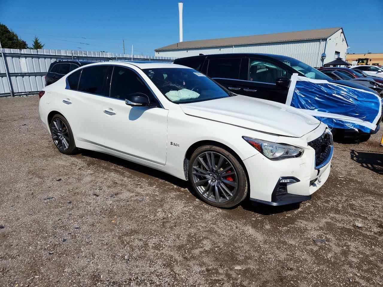 2018 INFINITI Q50 RED SPORT 400 — Фото 4 из 12