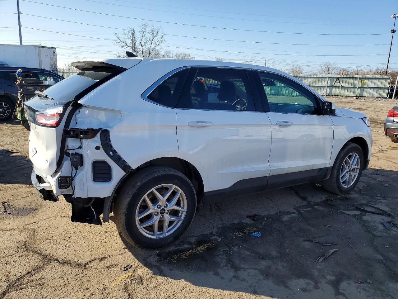 2FMPK4J99PBA56651 2023 FORD EDGE photo no. 3
