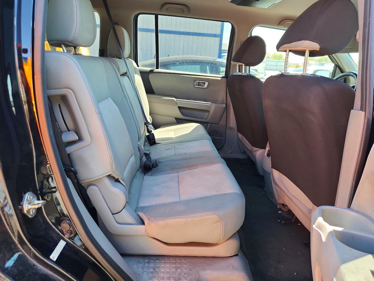 2015 HONDA PILOT LX — Фото 11 из 13