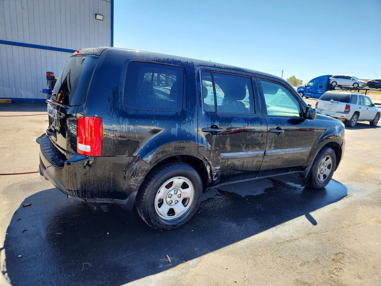 2015 HONDA PILOT LX — Фото 3 из 13