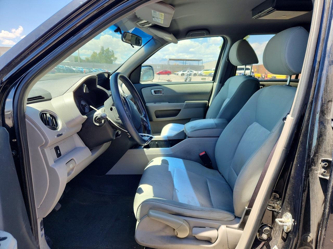 2015 HONDA PILOT LX — Фото 7 из 13
