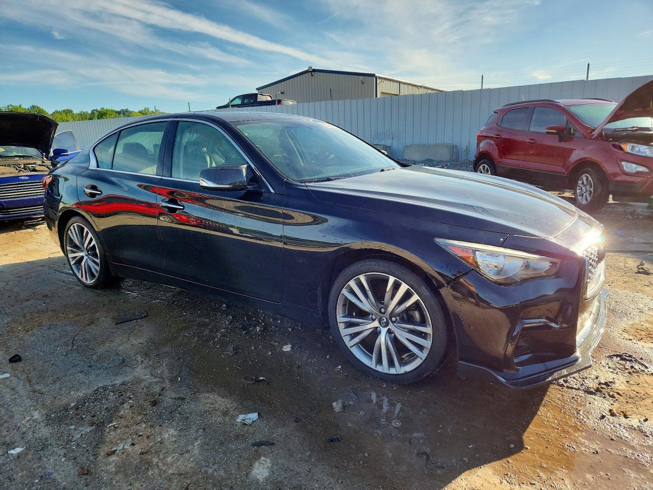 2018 INFINITI Q50 3.0T LUXE — Фото 4 из 12