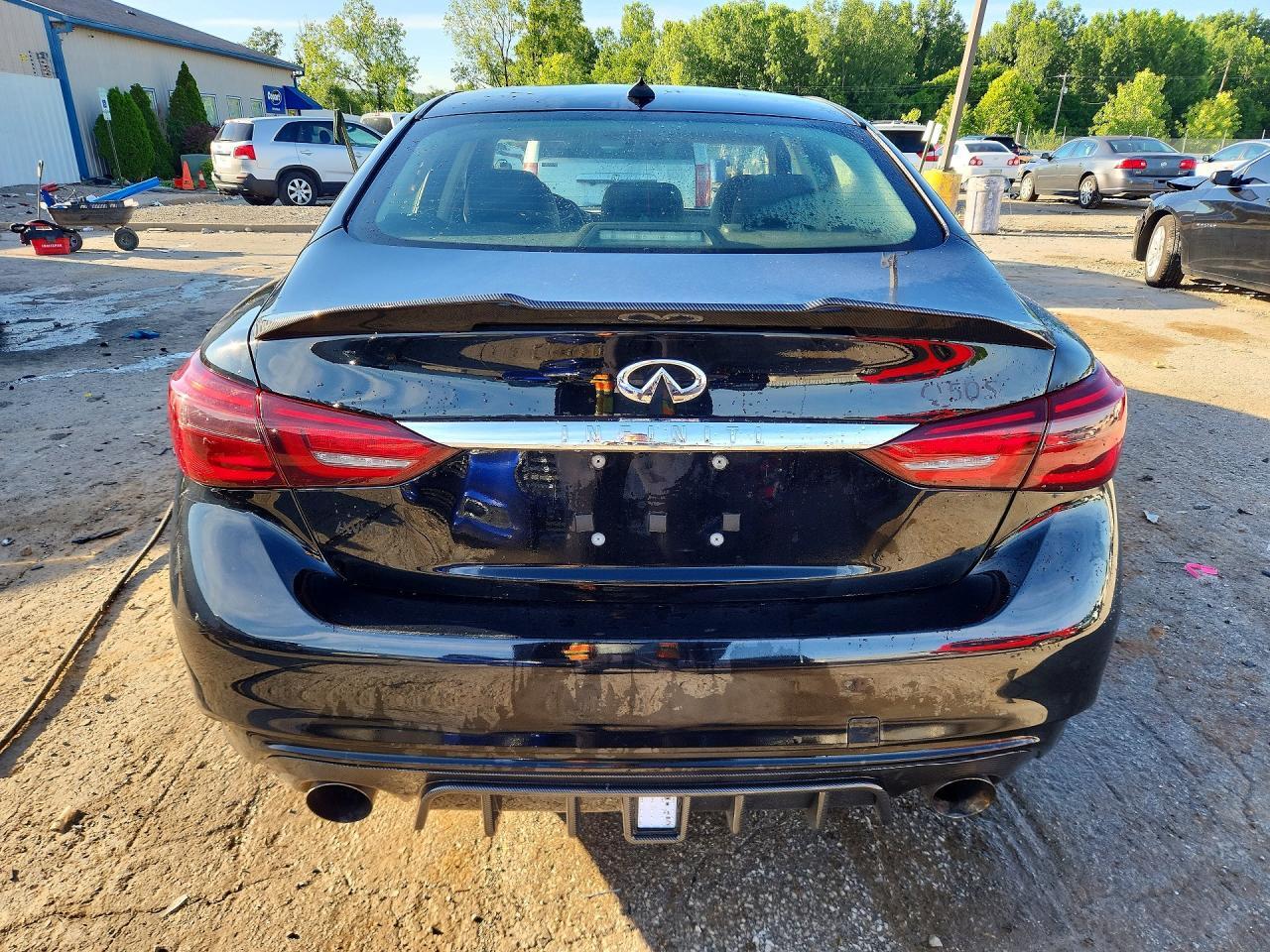 2018 INFINITI Q50 3.0T LUXE — Фото 6 из 12