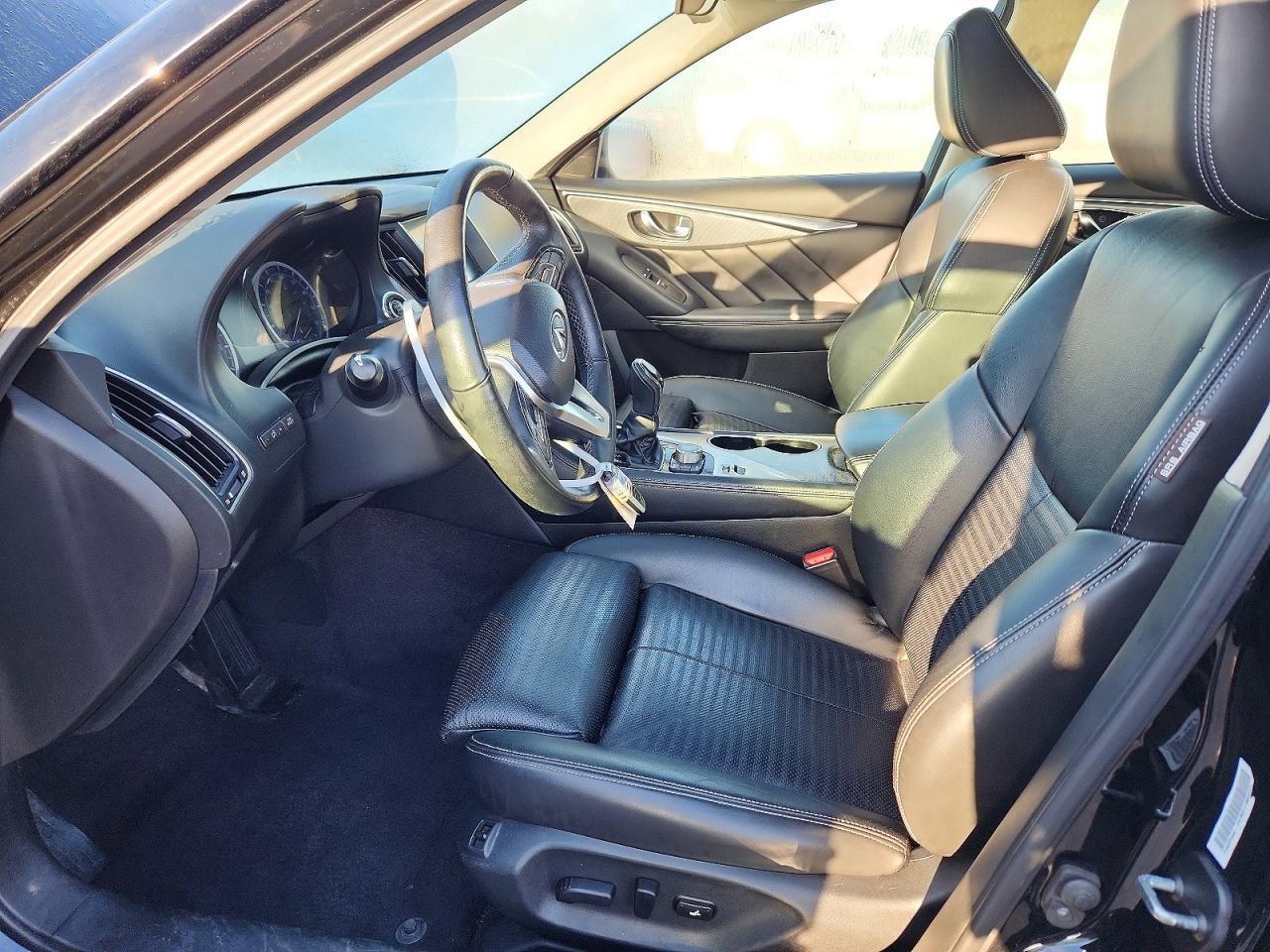 2018 INFINITI Q50 3.0T LUXE — Фото 7 из 12