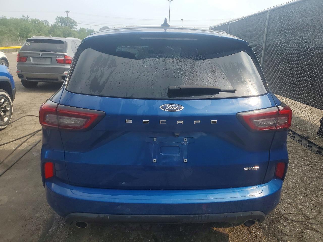 2023 FORD ESCAPE ST LINE — Фото 6 из 13