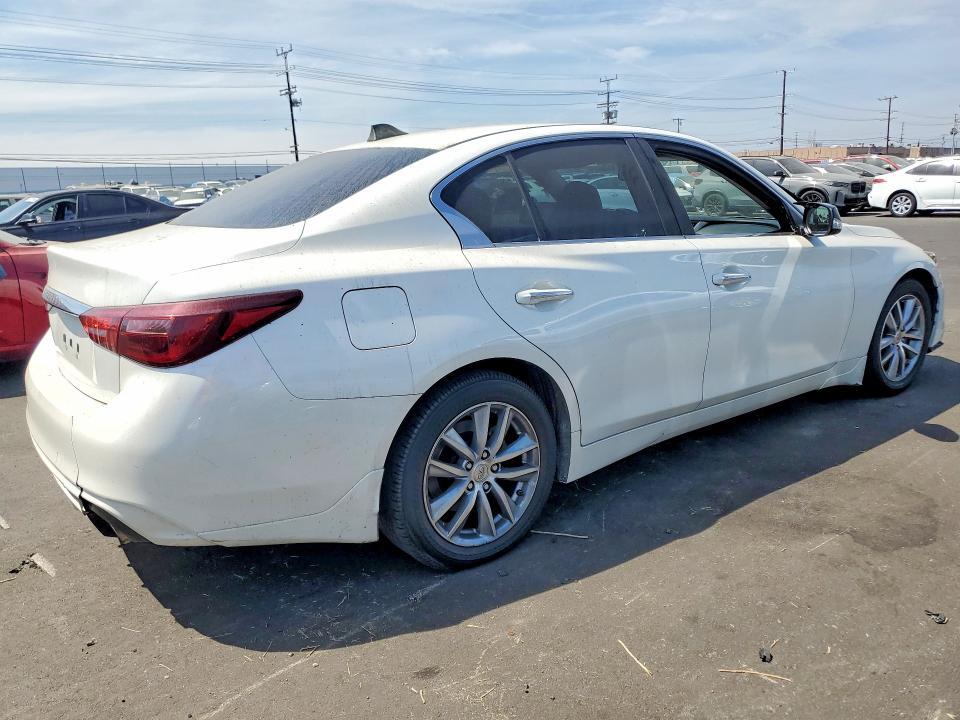 2018 INFINITI Q50 3.0T SPORT — Фото 3 из 14