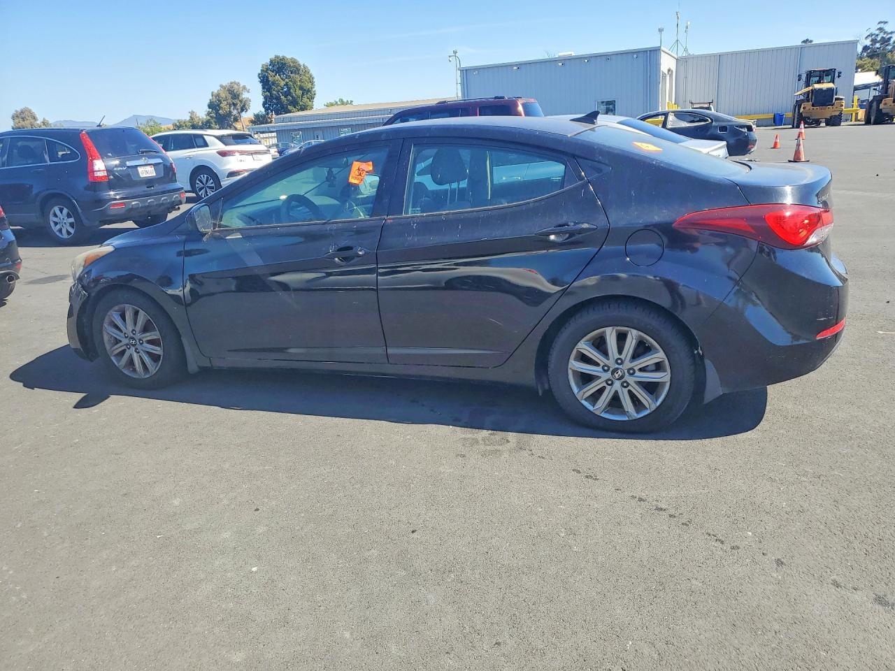 2015 HYUNDAI ELANTRA SE — Фото 2 из 12