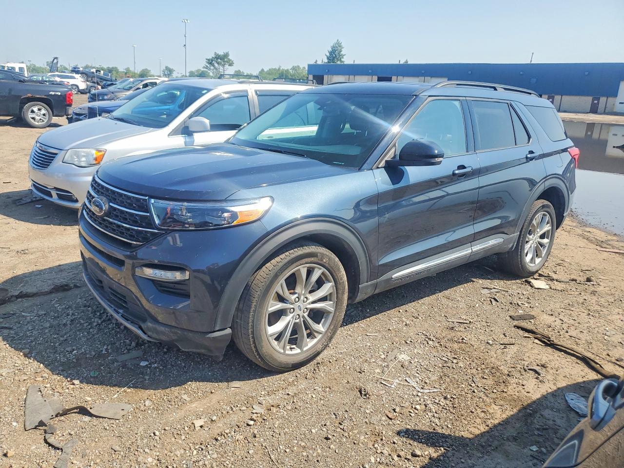 1FMSK8DH9PGC15925 2023 FORD EXPLORER photo no. 1
