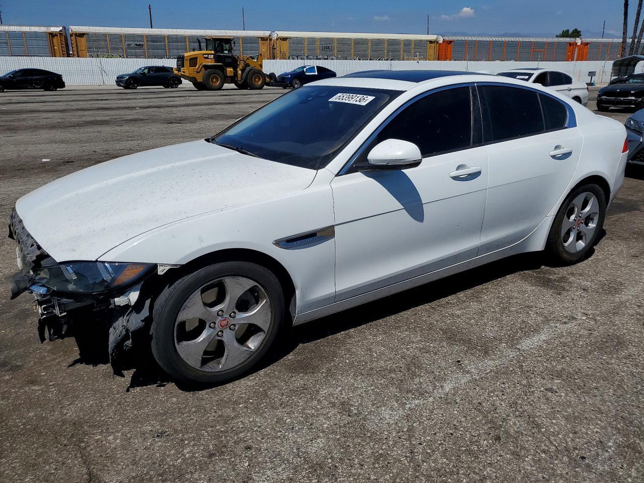 2018 JAGUAR XE SAJAR4FXXJCP36211