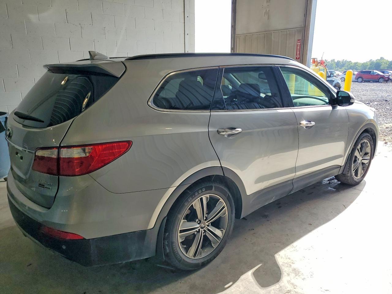 2015 HYUNDAI SANTA FE LIMITED — Фото 3 из 13