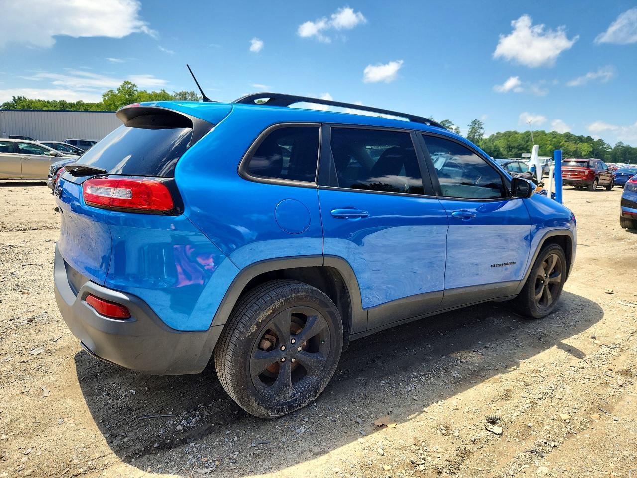 2018 JEEP CHEROKEE LATITUDE — Фото 3 из 13