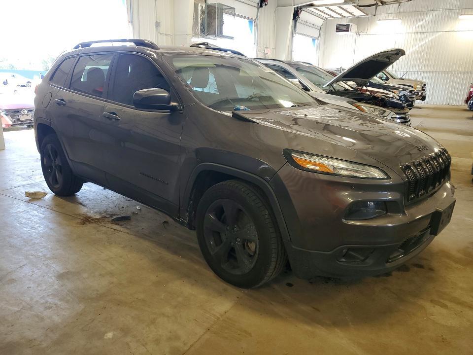 2018 JEEP CHEROKEE LATITUDE — Фото 4 из 13