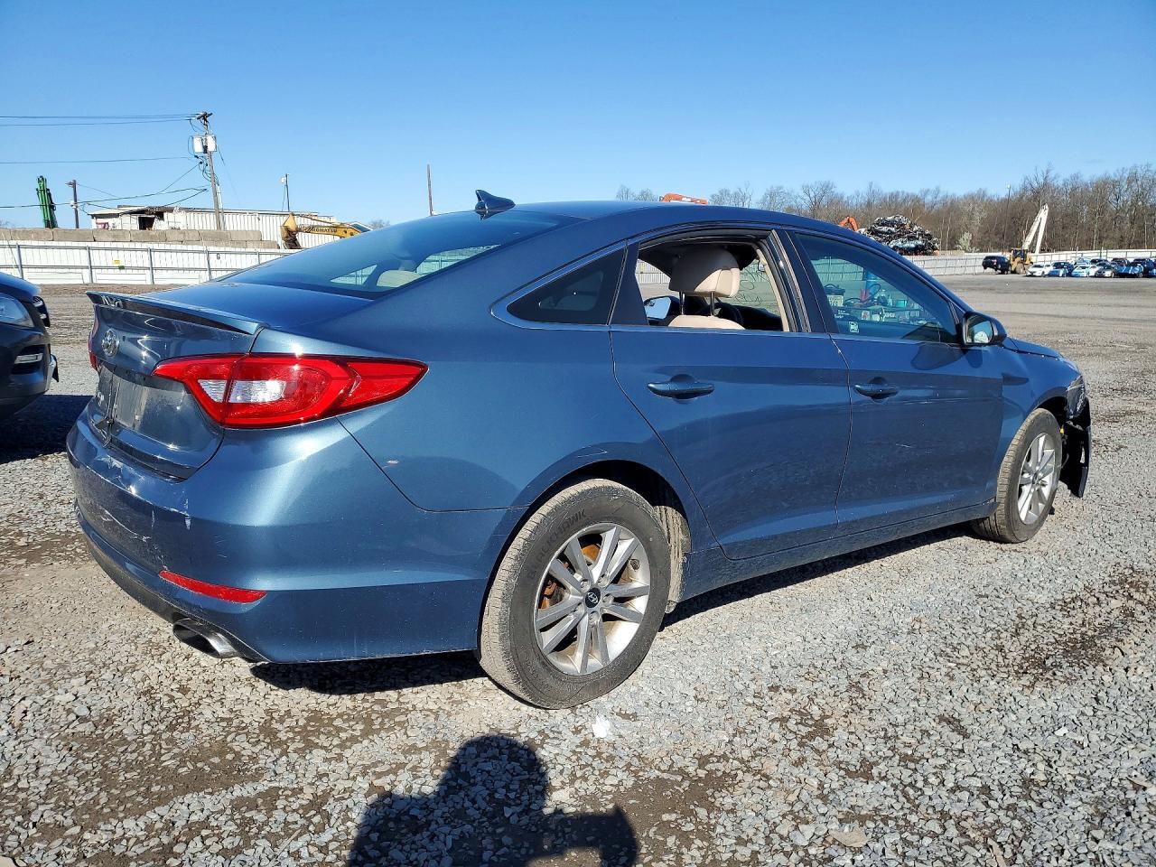 2015 HYUNDAI SONATA SE — Фото 3 из 12