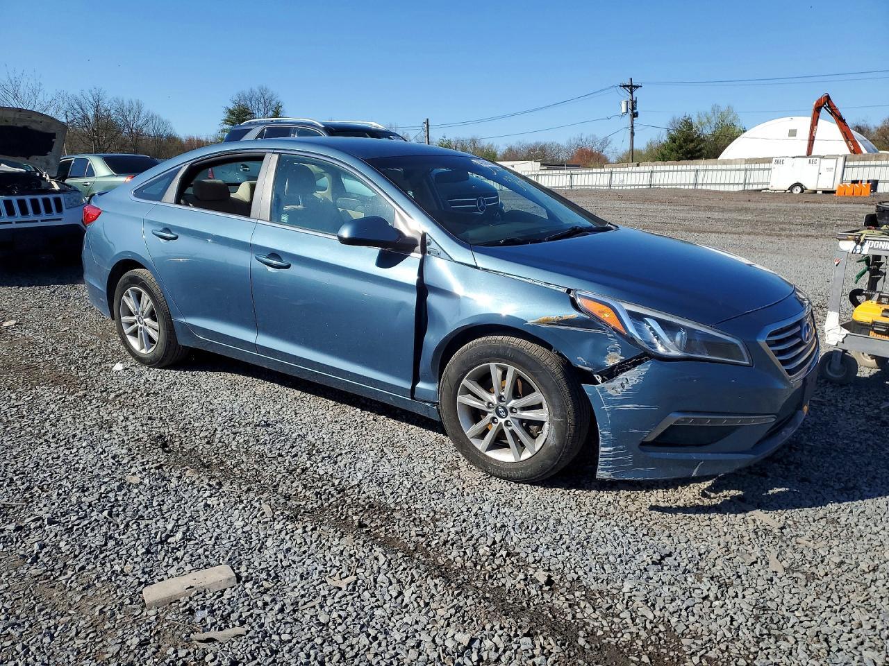 2015 HYUNDAI SONATA SE — Фото 4 из 12