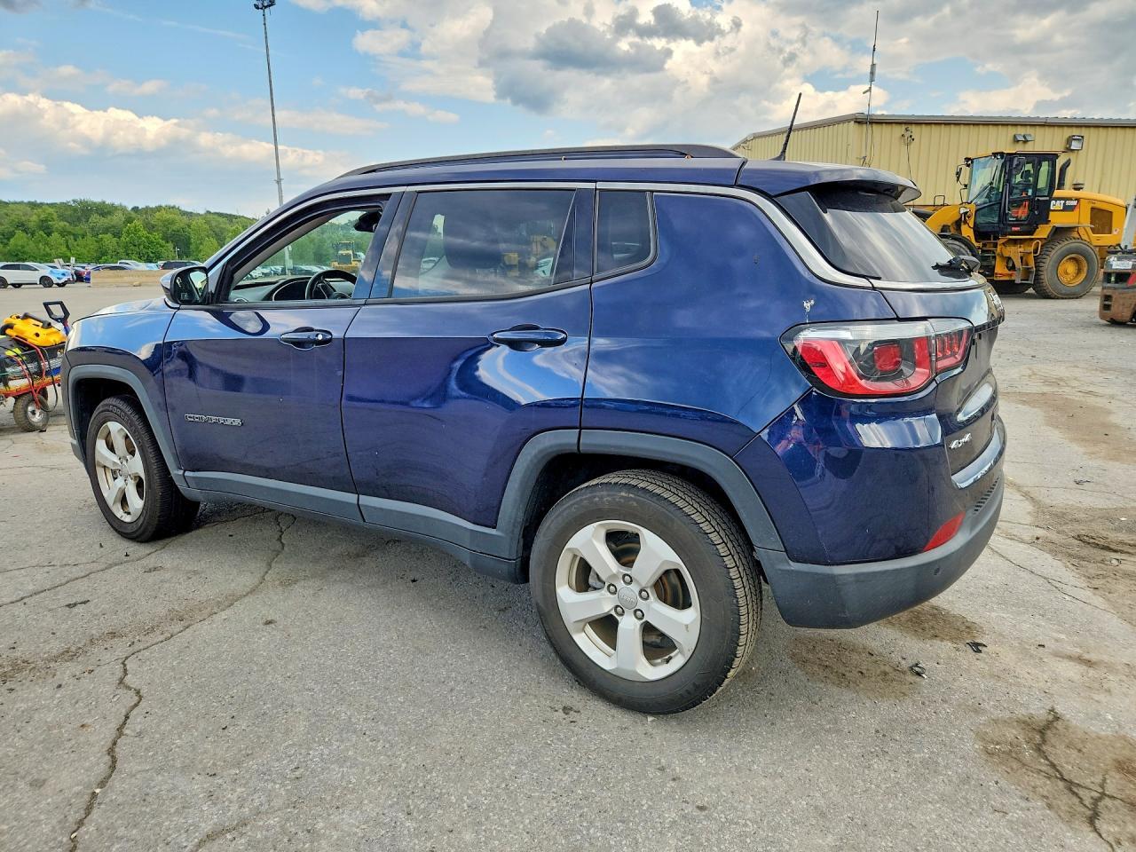 2018 JEEP COMPASS LATITUDE — Фото 2 из 13
