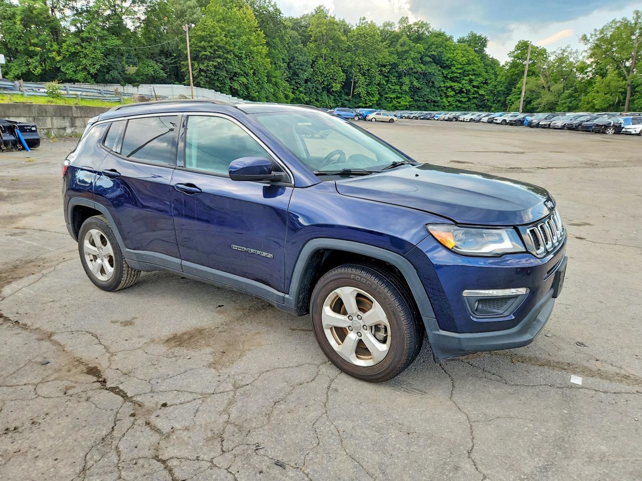 2018 JEEP COMPASS LATITUDE — Фото 4 из 13