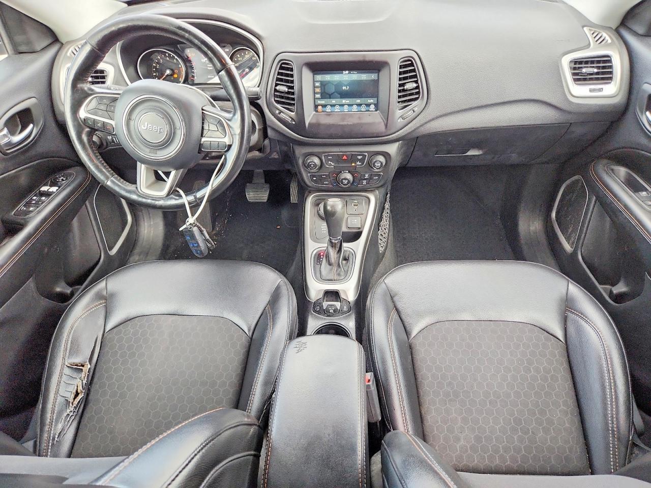 2018 JEEP COMPASS LATITUDE — Фото 8 из 13