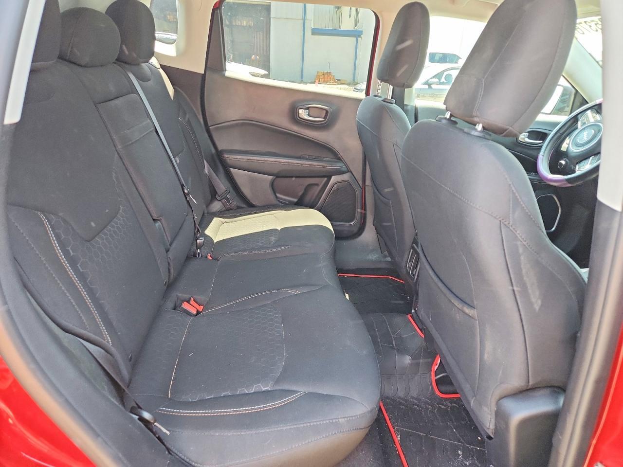 2018 JEEP COMPASS SPORT — Фото 10 из 12