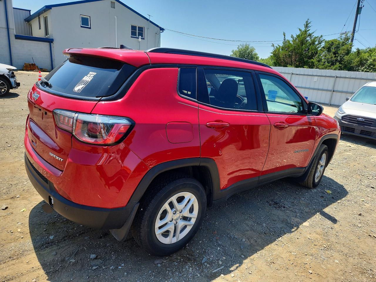 2018 JEEP COMPASS SPORT — Фото 3 из 12