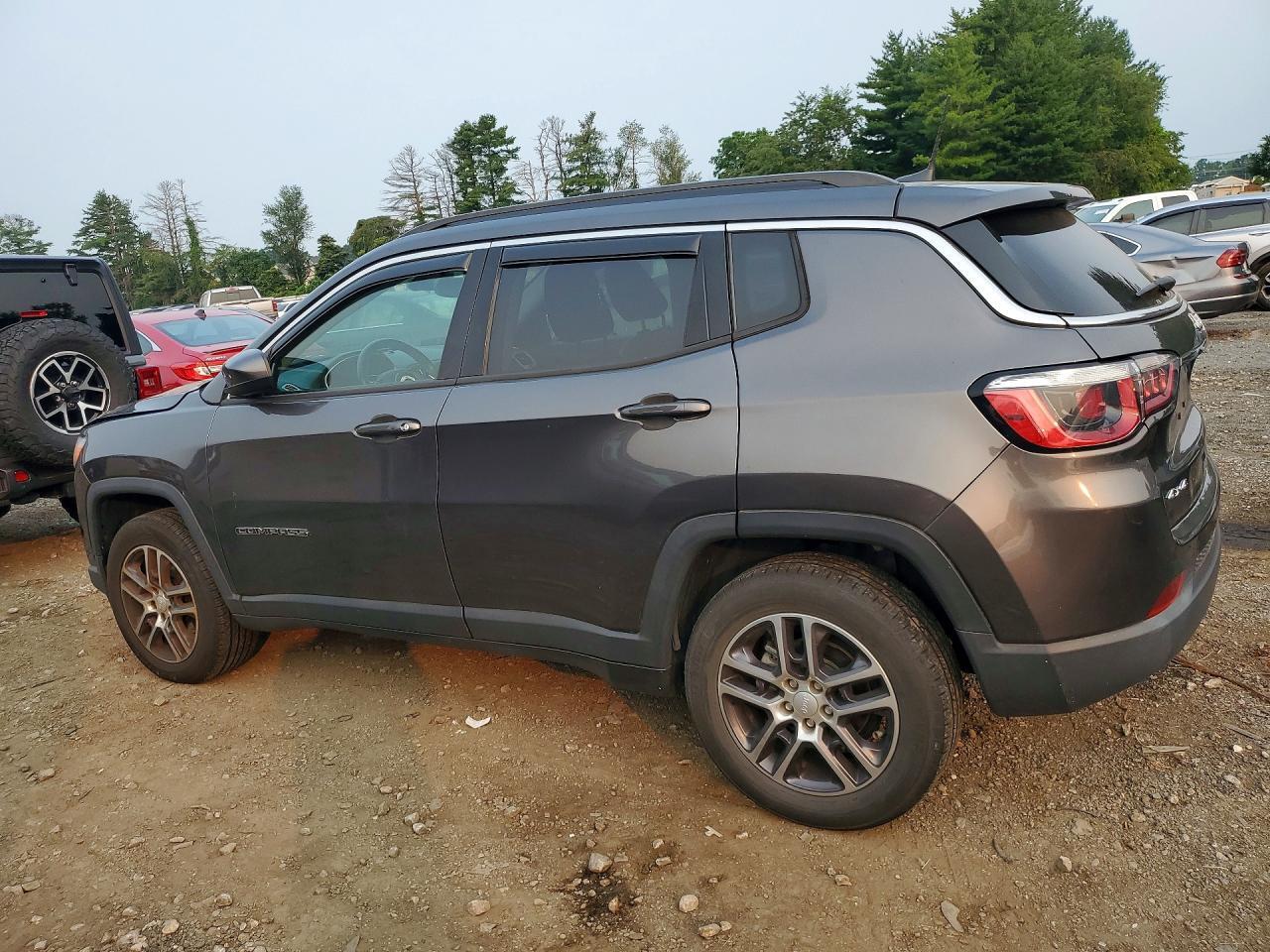 2018 JEEP COMPASS LATITUDE — Фото 2 из 12