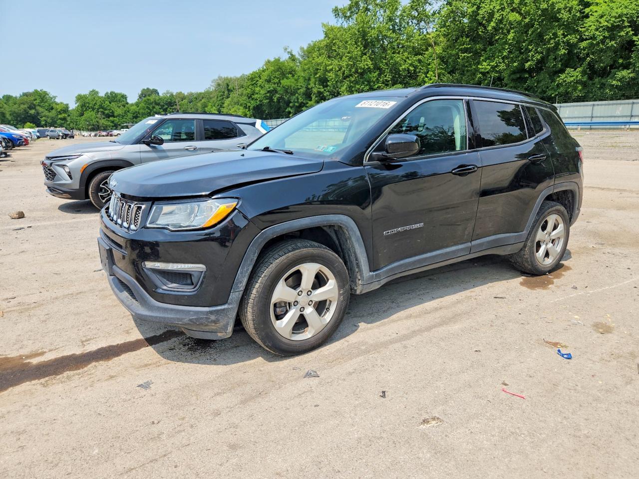 3C4NJDBBXJT155183 2018 JEEP COMPASS photo no. 1