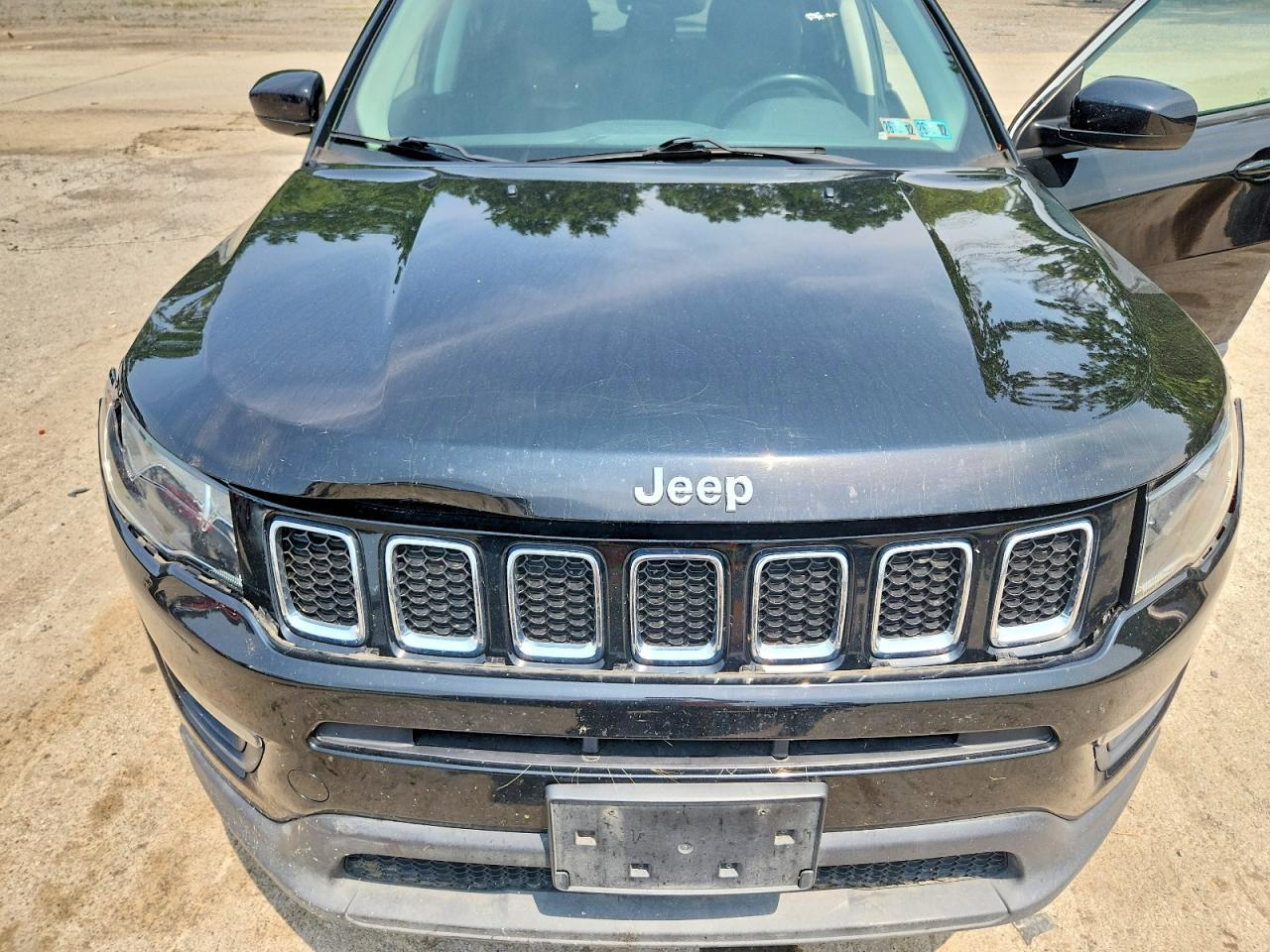 3C4NJDBBXJT155183 2018 JEEP COMPASS photo no. 12