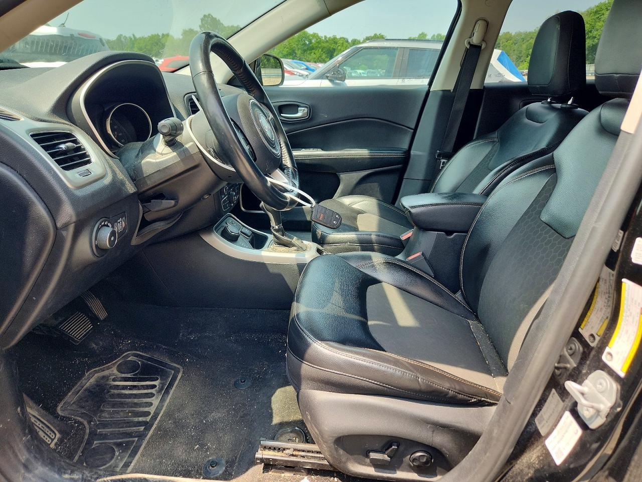 3C4NJDBBXJT155183 2018 JEEP COMPASS photo no. 7