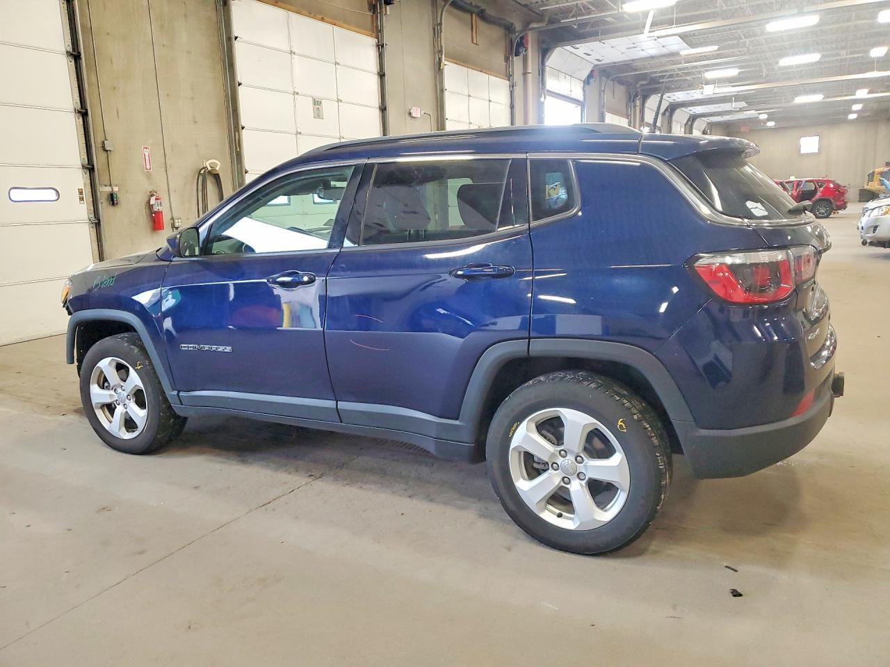 2018 JEEP COMPASS LATITUDE — Фото 2 из 14