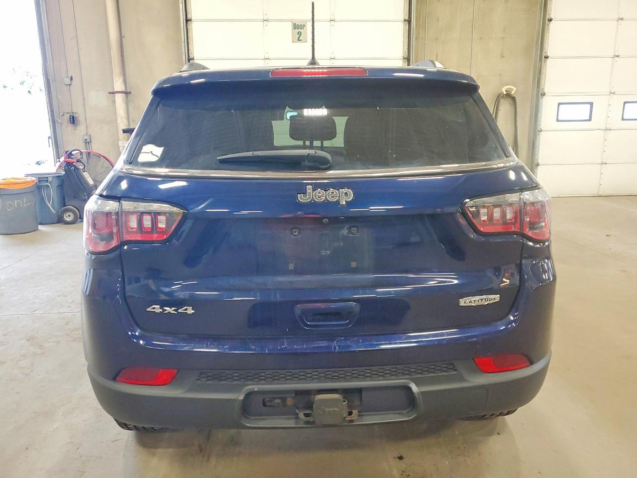 2018 JEEP COMPASS LATITUDE — Фото 6 из 14