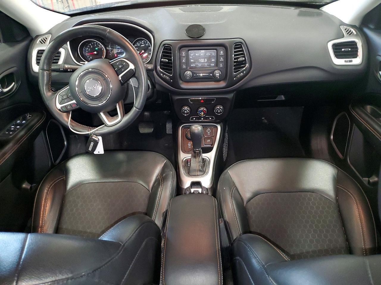 2018 JEEP COMPASS LATITUDE — Фото 8 из 14