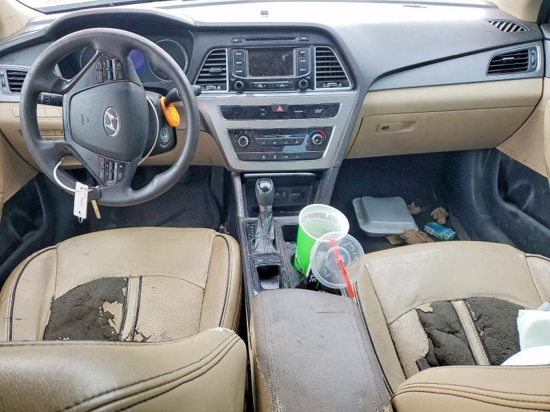 2015 HYUNDAI SONATA SE — Фото 8 из 12