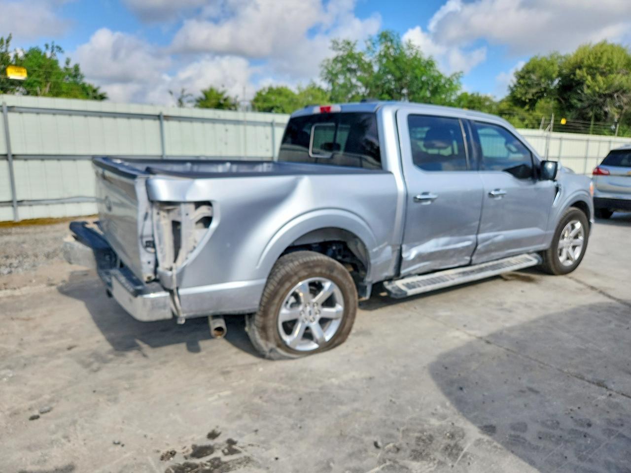 2023 FORD F150 SUPERCREW — Фото 3 из 12