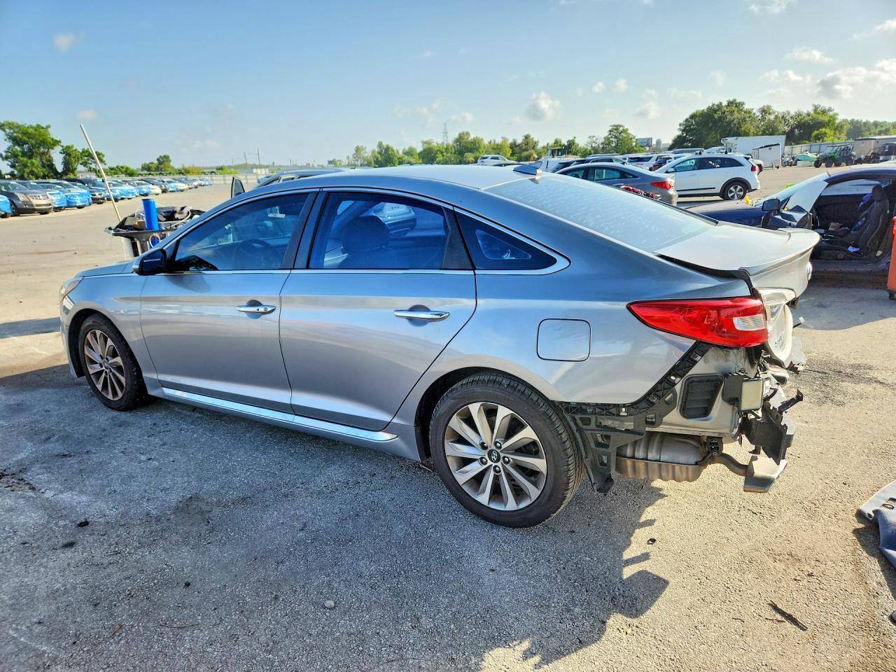 2015 HYUNDAI SONATA SPORT — Фото 2 из 12