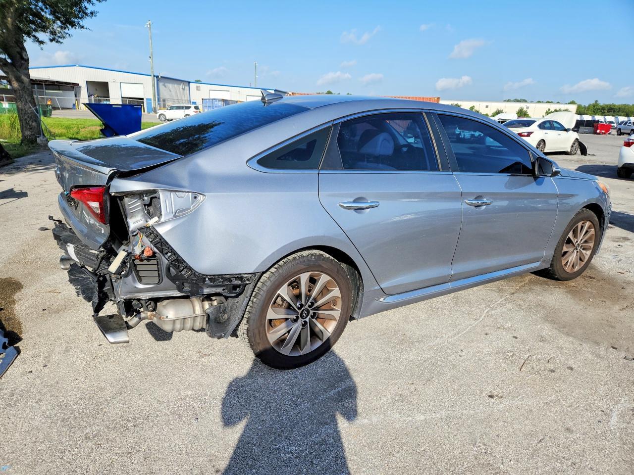 2015 HYUNDAI SONATA SPORT — Фото 3 из 12