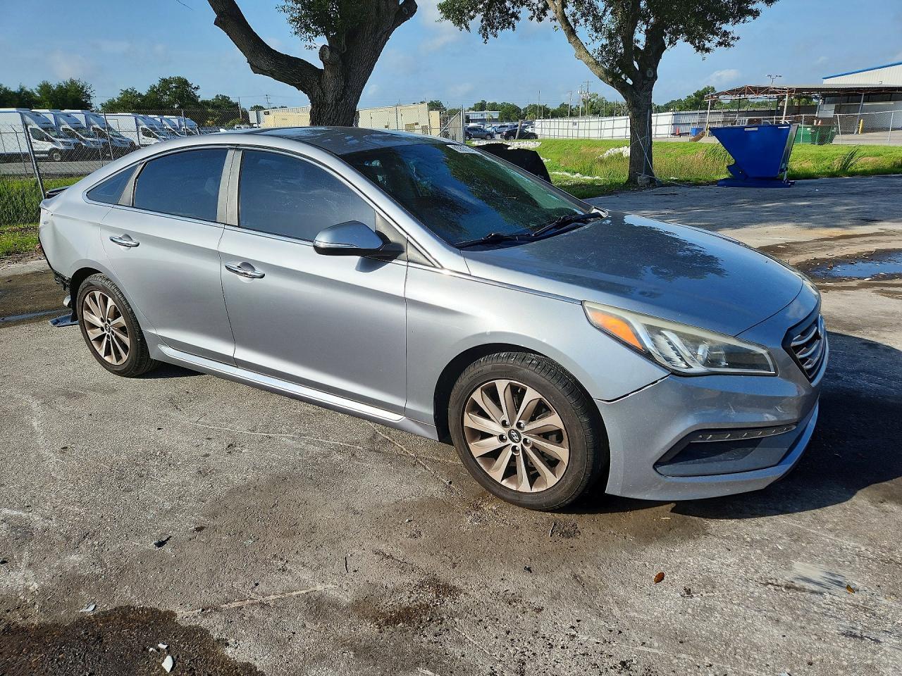 2015 HYUNDAI SONATA SPORT — Фото 4 из 12