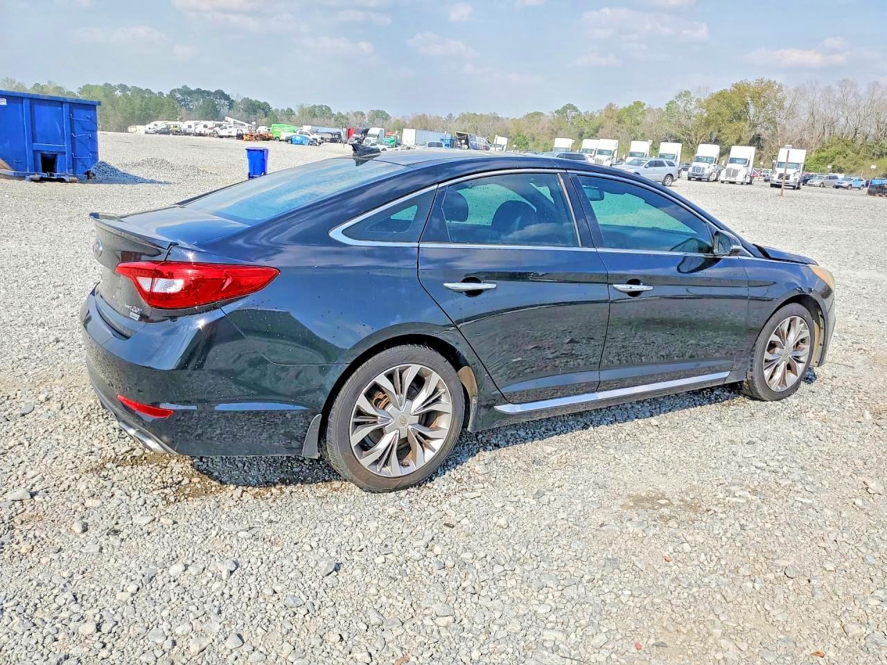 2015 HYUNDAI SONATA LIMITED 2.0T — Фото 3 из 12