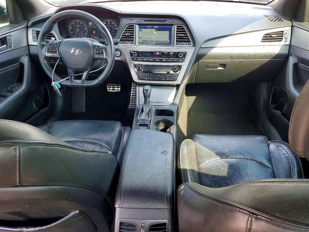 2015 HYUNDAI SONATA LIMITED 2.0T — Фото 8 из 12