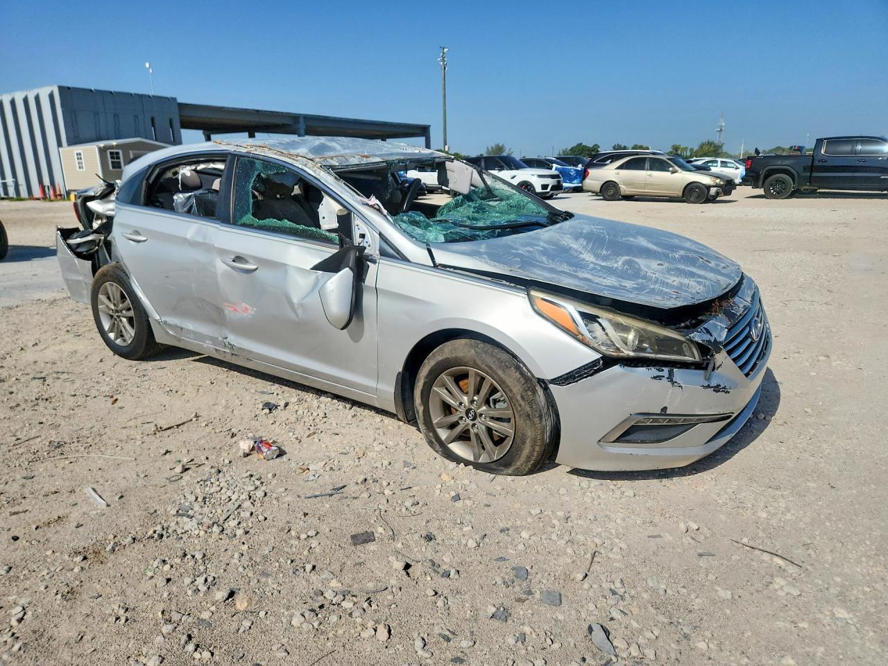 2015 HYUNDAI SONATA SE — Фото 4 из 12
