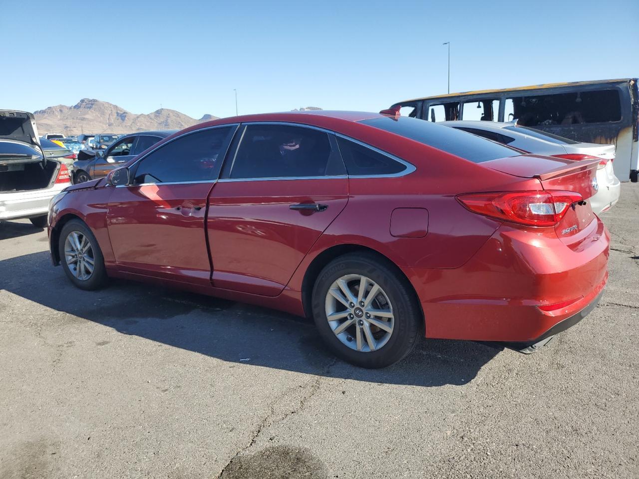 2015 HYUNDAI SONATA SE — Фото 2 из 12