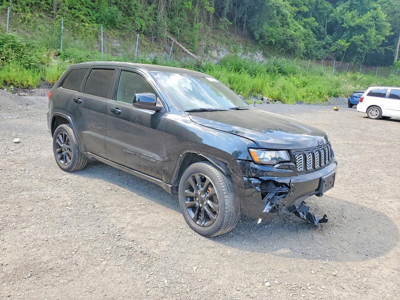 2018 JEEP GRAND CHEROKEE LAREDO — Фото 4 из 13