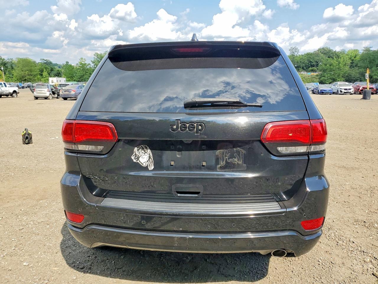 2018 JEEP GRAND CHEROKEE LAREDO — Фото 6 из 13