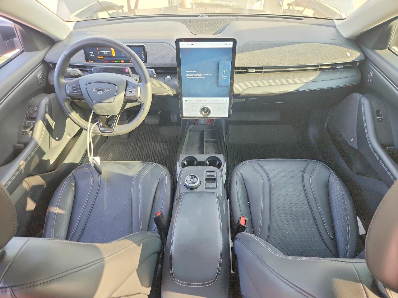 2023 FORD MUSTANG MACH-E PREMIUM — Фото 8 из 13