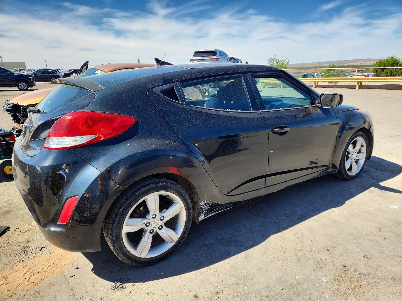 2015 HYUNDAI VELOSTER BASE — Фото 3 из 12