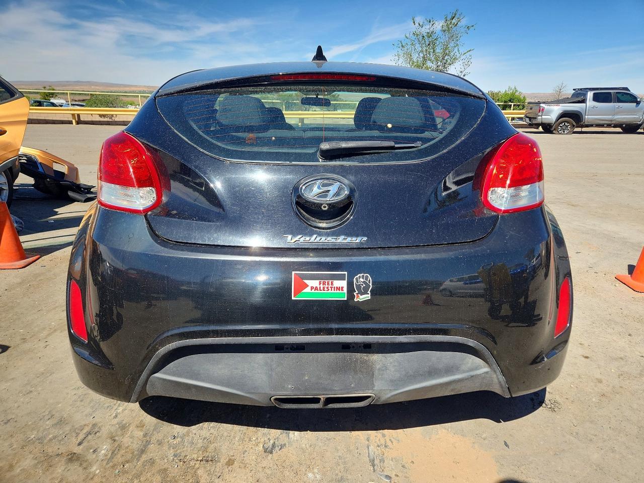 2015 HYUNDAI VELOSTER BASE — Фото 6 из 12