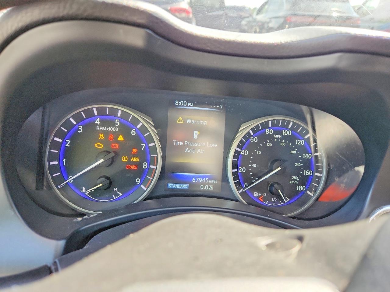 2015 INFINITI Q50 PREMIUM — Фото 9 из 13