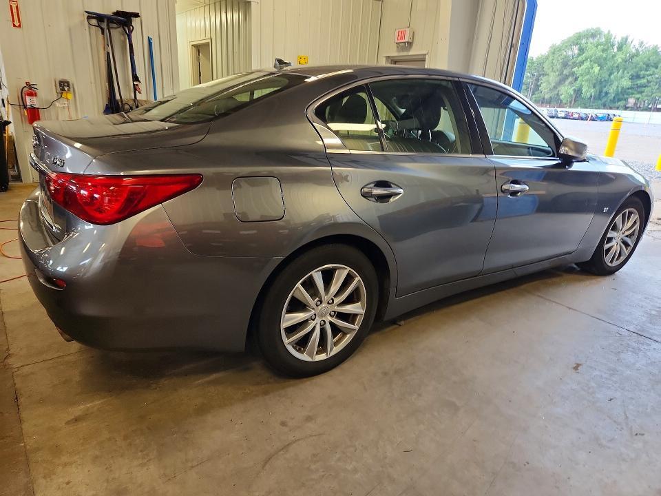 2015 INFINITI Q50 PREMIUM — Фото 3 из 12